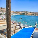 Despinas Seafront Apartments,Haraki